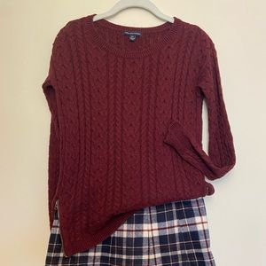 American Eagle Maroon Cable Sweater sz S